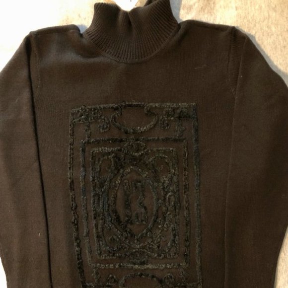 New Zang Toi Sweater